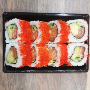 25. Masago California Roll mit Surimi