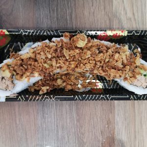 30. Crunch California Inside out Roll mit gekochtem Thunfisch