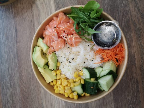 55. Lachs Poke Bowl